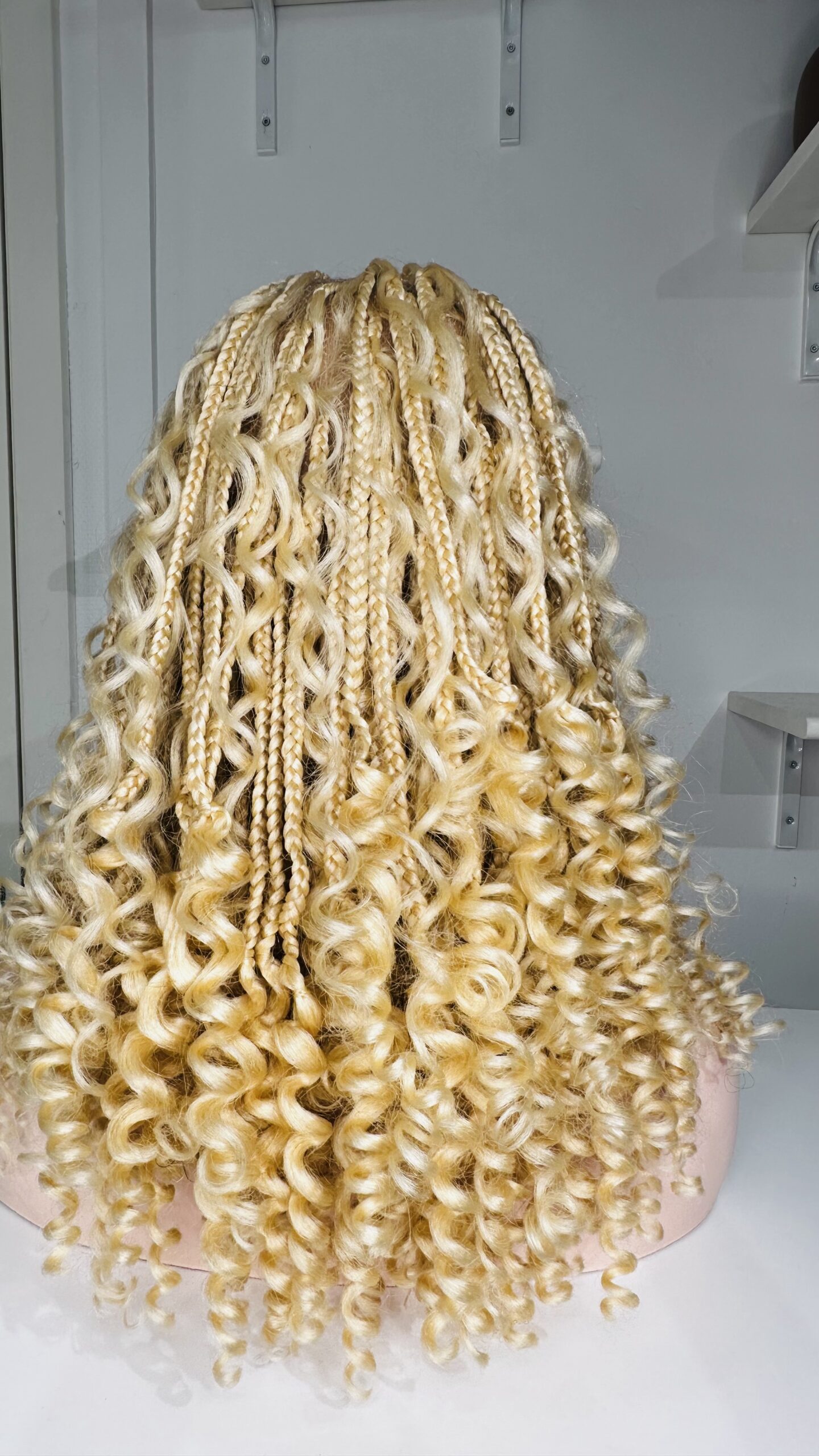 Boho blonde braided wig - Billede 2